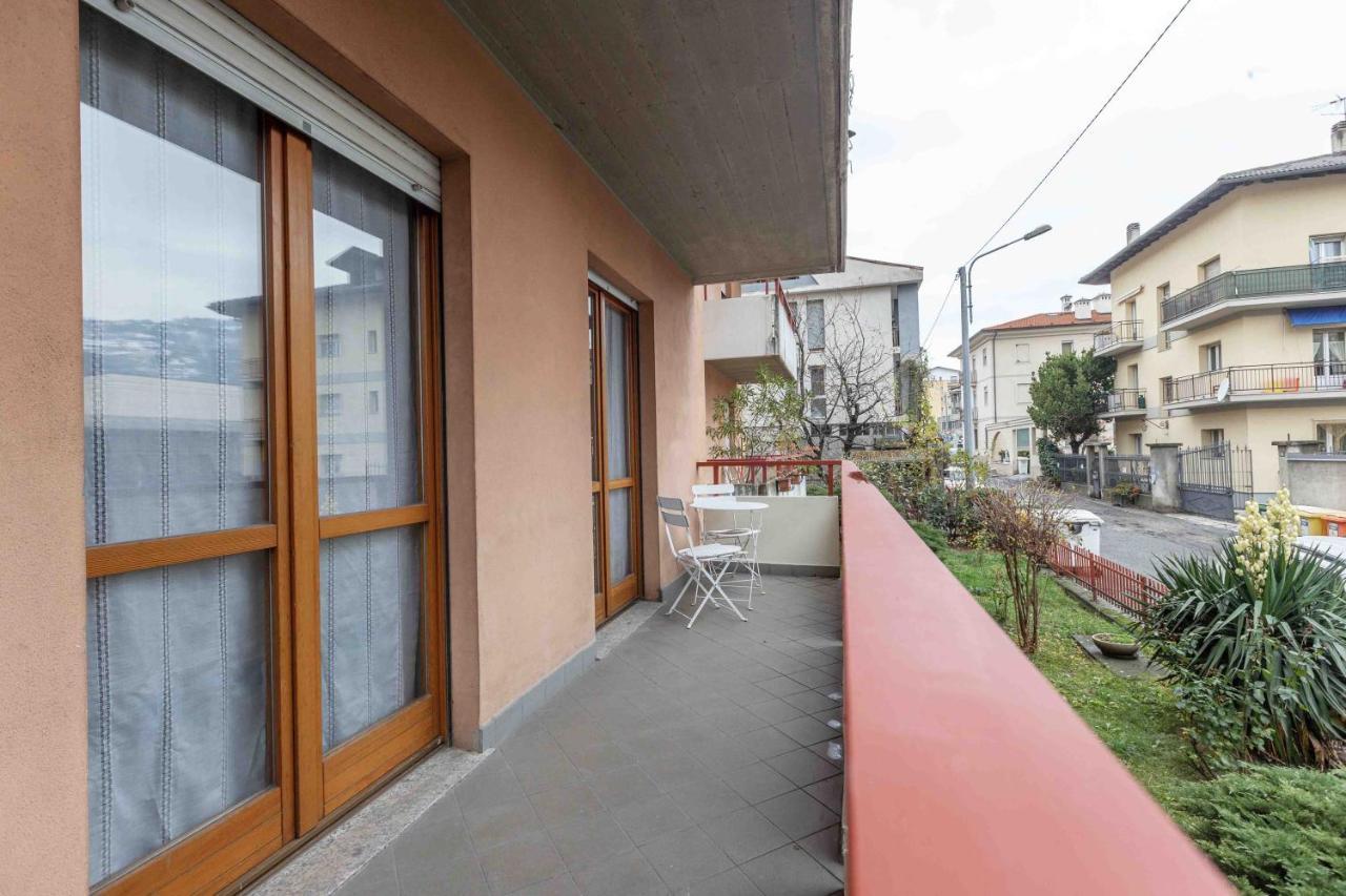 Casa Alpina - Appartamento Aosta Esterno foto